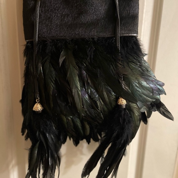 RARE -Michelle Monroe - designer feather /leather - crossbody - Picture 12 of 13
